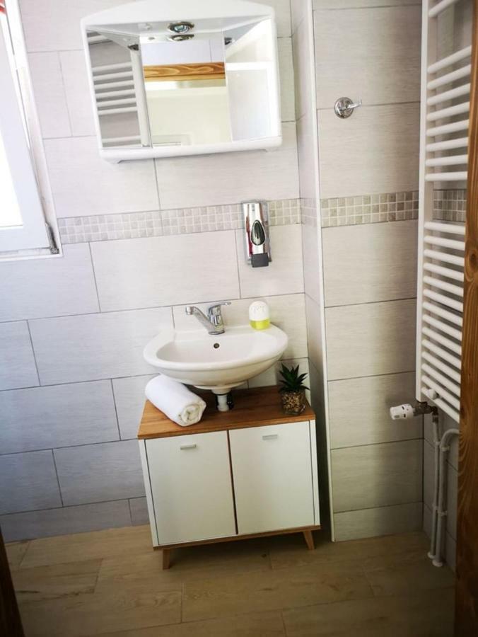 Apartman Borna Otočac Zewnętrze zdjęcie